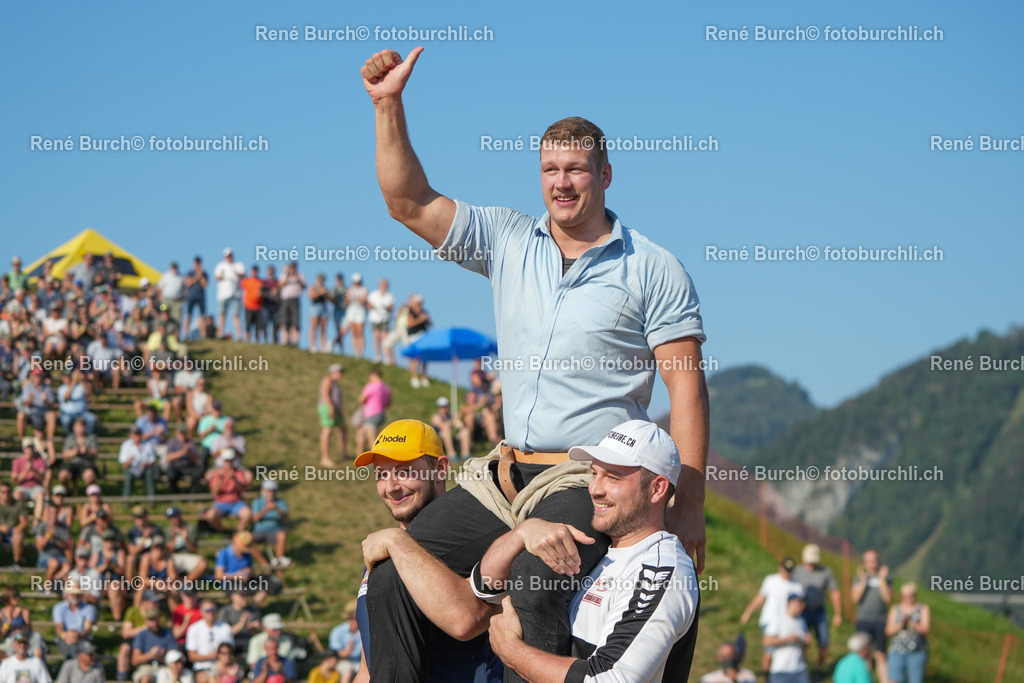 RB_09443 | René Burch leidenschaftlicher Fotograf aus Kerns in Obwalden.  Hier finden sie Sport, Landschaft und Natur Fotografie.
 - Realisiert mit Pictrs.com