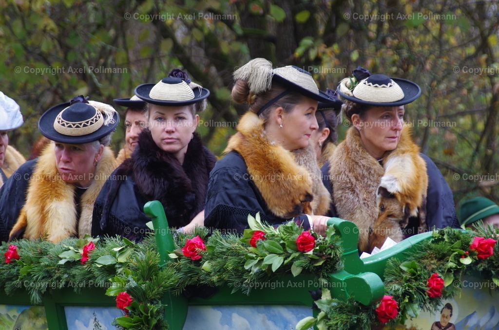 IMGP9475 | fotografiert von Axel PollmannLeonhardi Wallfahrt Benediktbeuern und Murnau, Fronleichnam, Fasching, Landschaft im Loisachtal und Benediktbeuern  - Realisiert mit Pictrs.com