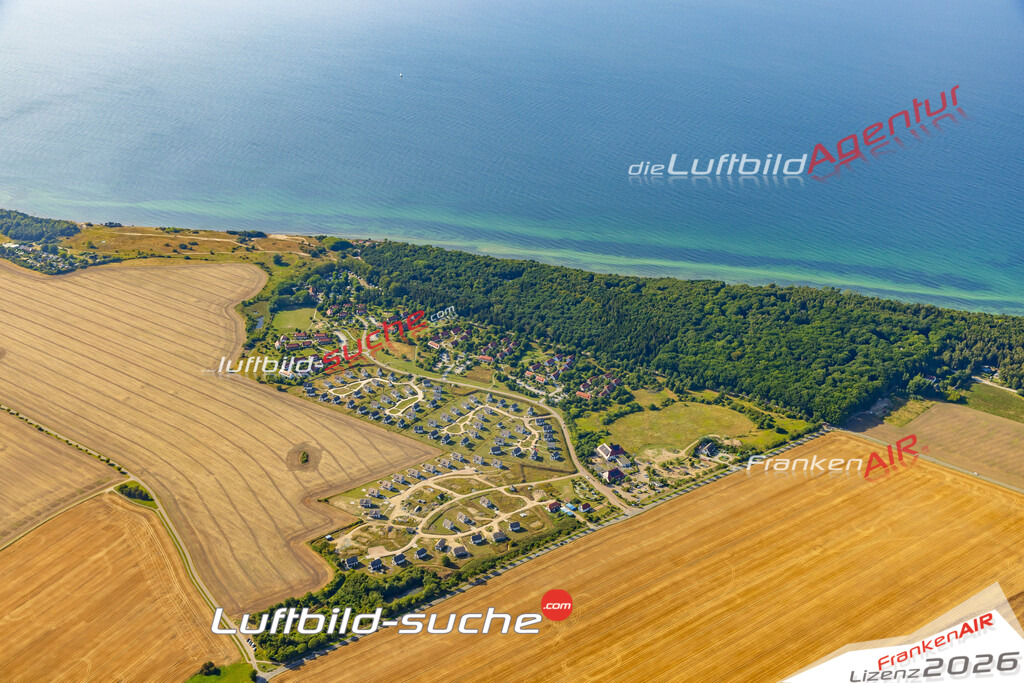 Schöne Luftaufnahme als Geschenk in Starrvitz Dranske - Die Luftbildaufnahme wurde 2025 vom UL-Flugzeug heraus erstellt ( keine Drohne ) - Hochauflösende Luftaufnahme -Nicht vergleichbar mit Google Maps oder Satelittenbilder- Die Geschenkidee !Mit Lizenz und Bildrechte bestellbar