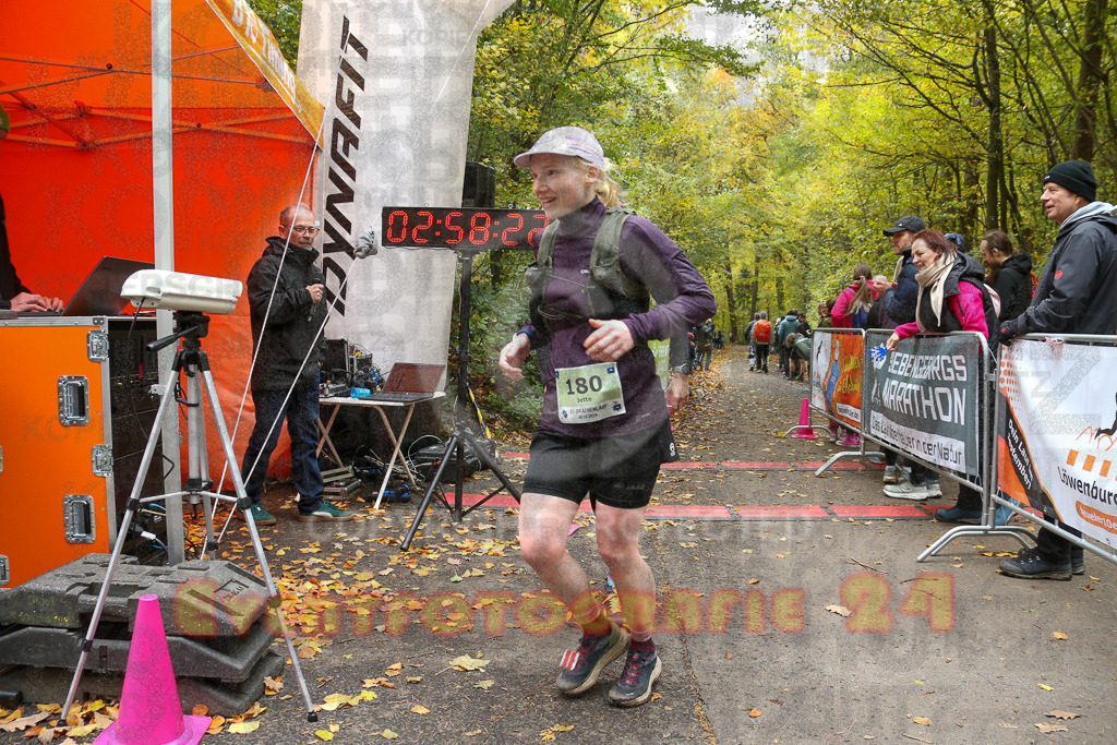 251026_1300_EX1_2161 | Sportfotografie im Rhein-Sieg Kreis, Köln, Bonn, NRW, Rheinland Pfalz, Hessen, etc. Unser Tätigkeitsfeld umfasst den Laufsport vom Volkslauf über den Marathon, Duathlon, Triathon bis zum Ultralauf wie Kölnpfad Ultra oder Schindertrail.