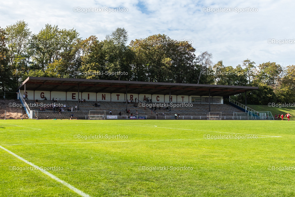 Gelsenkirchen, Germany - September 27, 2026: Südstadion am Haidekamp | Gelsenkirchen, Germany - September 27, 2026: Blick auf die Haupttribüne des Südstadion am Haidekamp - Realisiert mit Pictrs.com