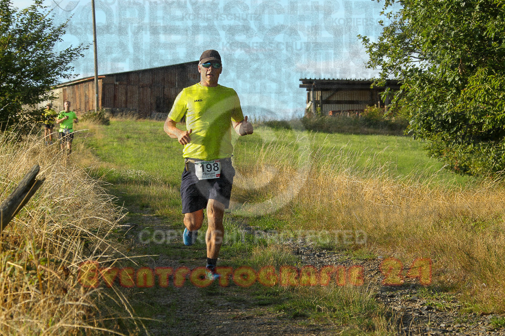 250801_1915_EV4_8387 | Sportfotografie im Rhein-Sieg Kreis, Köln, Bonn, NRW, Rheinland Pfalz, Hessen, etc. Unser Tätigkeitsfeld umfasst den Laufsport vom Volkslauf über den Marathon, Duathlon, Triathon bis zum Ultralauf wie Kölnpfad Ultra oder Schindertrail.