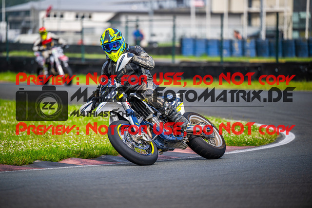 MaZZes_FotoMatrix_240621_6021986_9837 | GRUEN