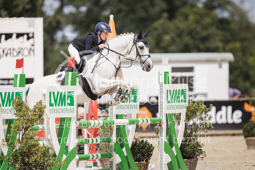 250711_BHO_A2-Spr-2-248 | Deine schönsten Turniermomente als professionelle Fotos! Entdecke hochwertige Pferdesport-Fotografie im Online-Shop. Jetzt Fotos finden & bestellen!
