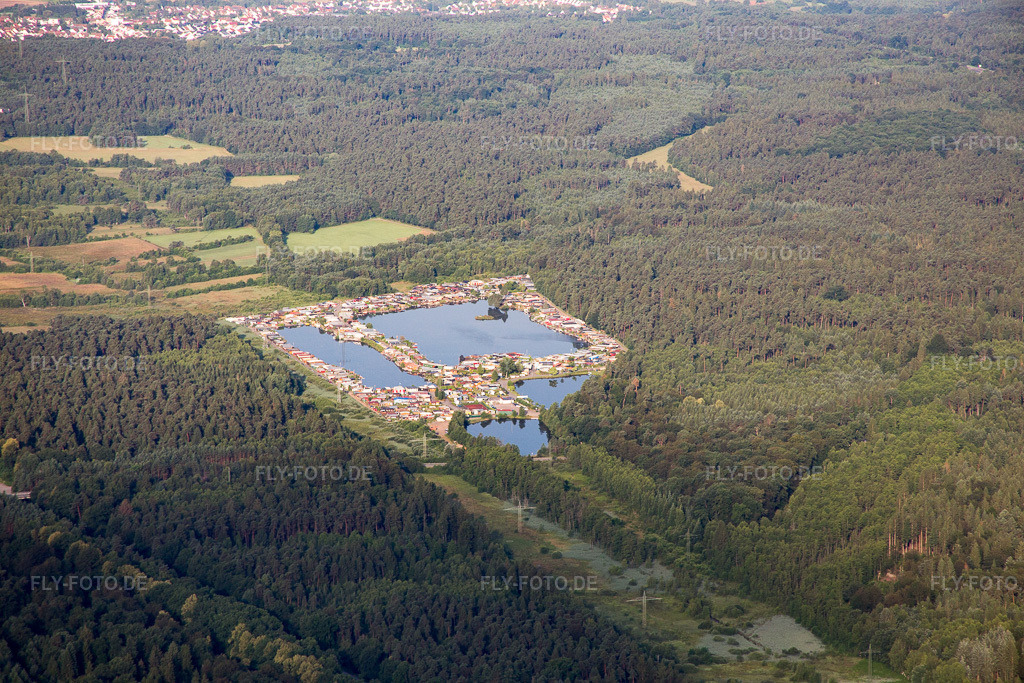 Luftbild: Campingplatz Königsbruch im Ortsteil Vogelbach in Bruchmühlbach-Miesau im Bundesland Rheinland-Pfalz in Deutschland. Foto: IMG_091930.jpg vom 16.07.2016 durch Werner Riehm/FLY-FOTO.de