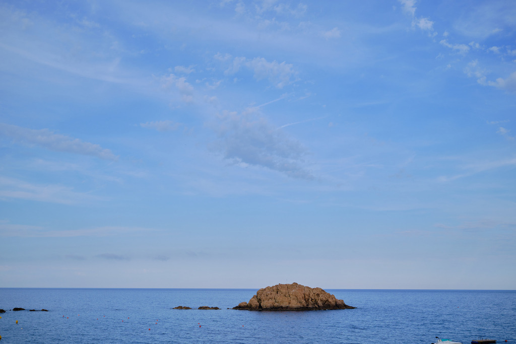 Küsten Impressionen von Tossa de Mare | Tossa de Mare, Frankreich - May 12, 2024: Küsten Impressionen von Tossa de Mare. - Realisiert mit Pictrs.com