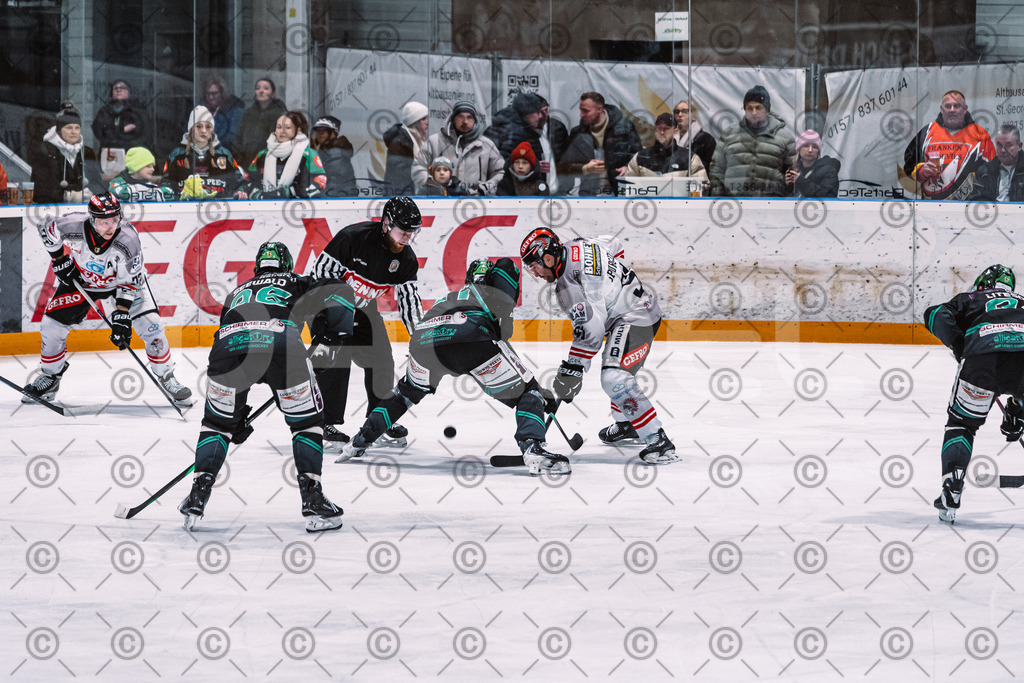 Alligators_vs_Memmingen_05_12_2025-102 | Höchstadt Alligators Fotogalerie: Eishockey-Action aus Franken. Professionelle Spielfotos, Portraits & Stadionbilder zum Download. Jetzt entdecken! - Realisiert mit Pictrs.com