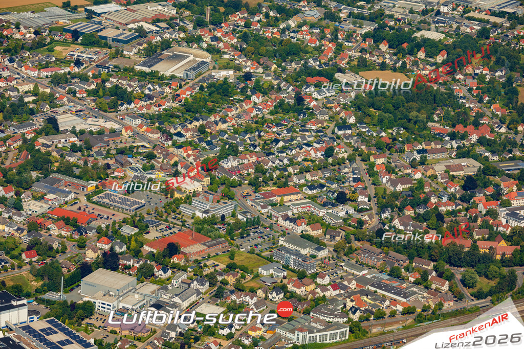 Luftbild der Stadt Herford - Das Luftbild wurde 2025 vom UL-Flugzeug heraus erstellt ( keine Drohnenaufnahme ) - Hochauflösende Luftaufnahme - für Wandbilder und großformatige Ausdrucke geeignet. Das besondere Geschenk!Hier alle&nbsp;Infos zur Lizenzierung der LuftaufnahmeWir fliegen auch dieses Jahr wieder in Ihre Region um Luftbilder zu erstellen.- Luftbild anfragen