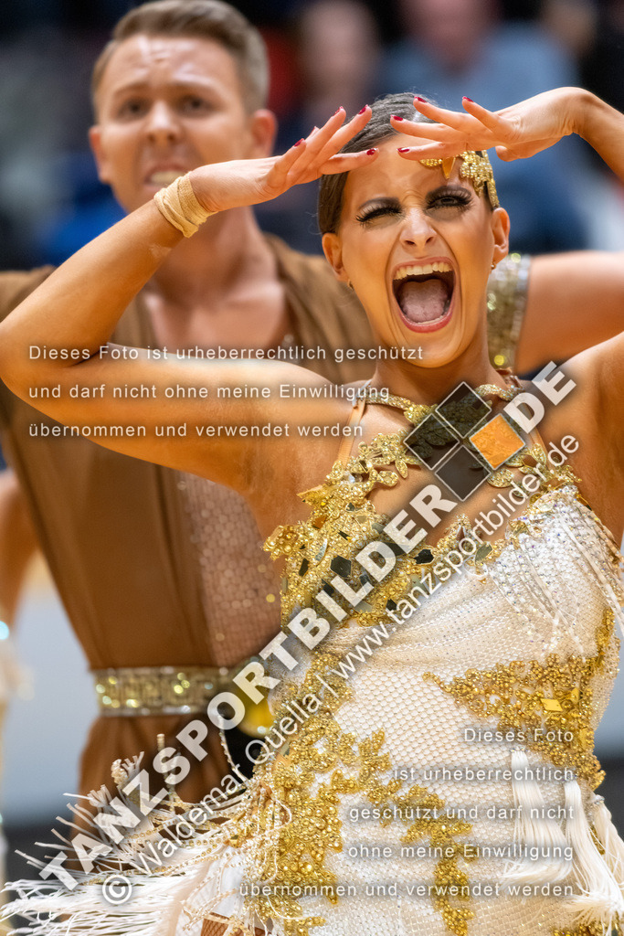 20260328-03578 | Hier finden Sie Tanz Bilder vom Latein und Standard Formationen tanzen. Sportbilder vom Tanzsport. Schöne Fotos und von Weltmeisterschaft, Europameisterschaft, Bundesliga, Regionalliga, Oberliga und Landesliga sowie von GOC Stuttgart, DanceComp, WM Bremen