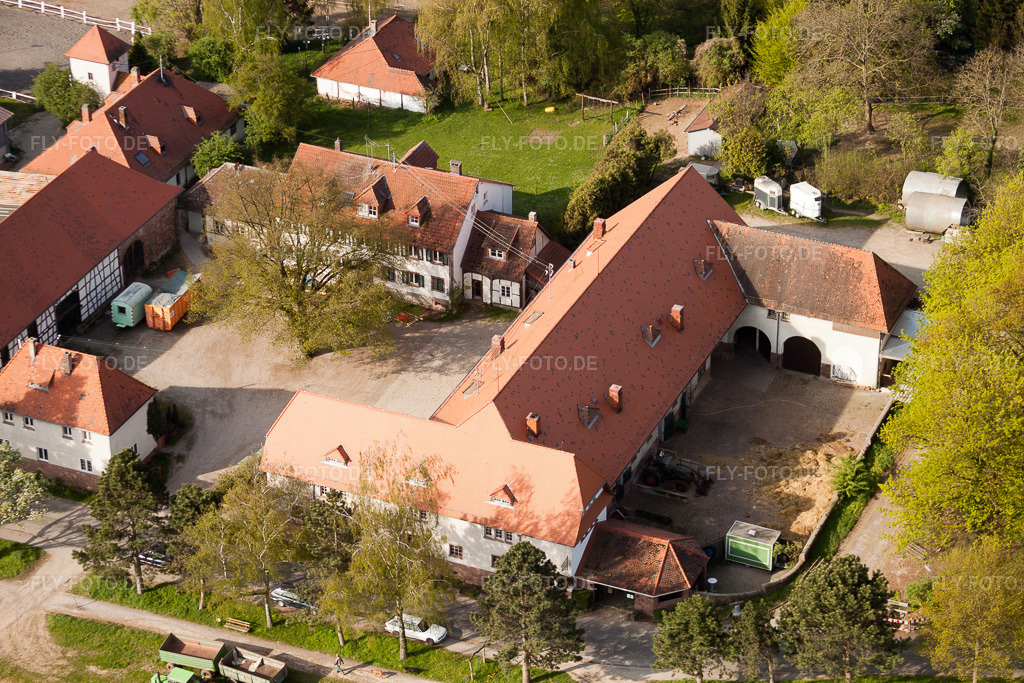 Luftbild: Durlach, Rittnerthof im Ortsteil Durlach in Karlsruhe im Bundesland Baden-Württemberg in Deutschland. Foto: IMG_25931.jpg vom 23.04.2010 durch Werner Riehm/FLY-FOTO.de