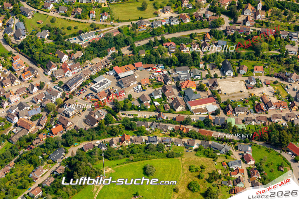 Das Luftbild zeigt :  Glatten - Die Luftaufnahme wurde 2024 vom UL-Flugzeug aus erstellt ( keine Drohne ) - Hochauflösende Luftaufnahme - Für grossformatige Ausdrucke geeignet. Die Geschenkidee !Mit Lizenz und Bildrechte bestellbar