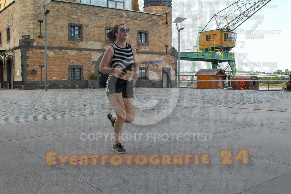 250920_1508_EV4_8126 | Sportfotografie im Rhein-Sieg Kreis, Köln, Bonn, NRW, Rheinland Pfalz, Hessen, etc. Unser Tätigkeitsfeld umfasst den Laufsport vom Volkslauf über den Marathon, Duathlon, Triathon bis zum Ultralauf wie Kölnpfad Ultra oder Schindertrail.