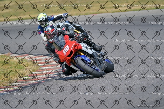 25bt04-1696 | markuskiefer.com - Realisiert mit Pictrs.com
