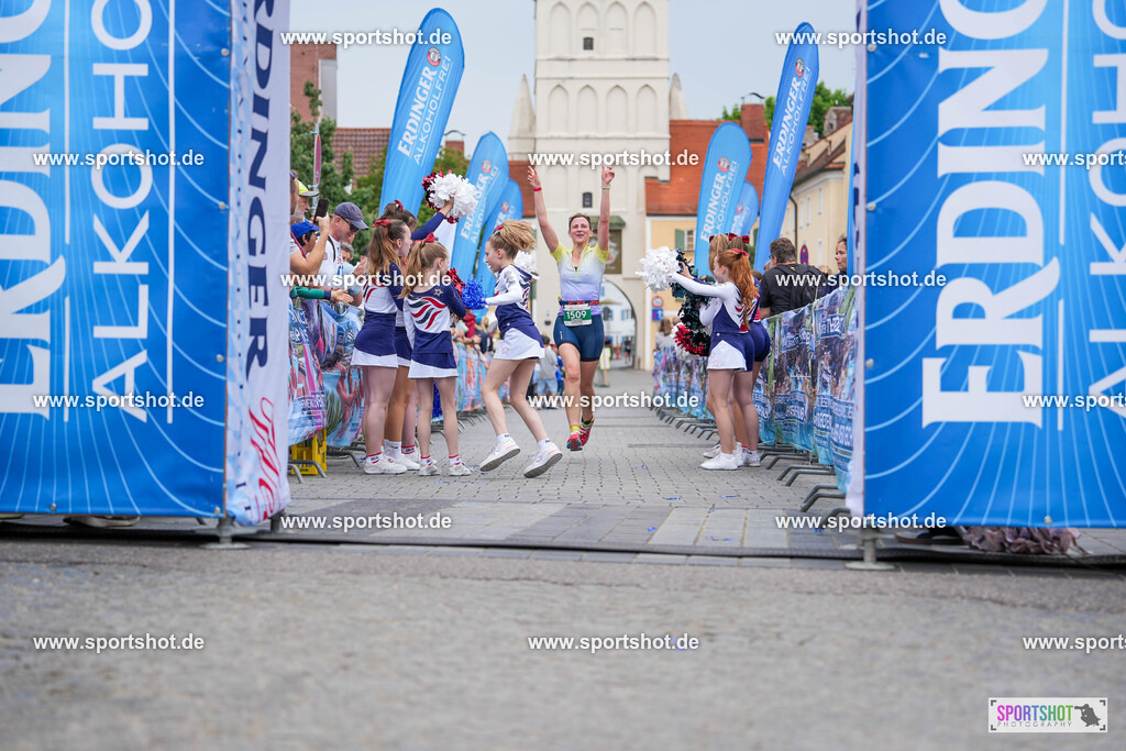 DSC03109 | Stadttriathlon Erding 2025. #yourpictrs #sportshot_your_pictrs @Sportshotphotography #stadttriathlonerding Copyright: www.sportshot.de