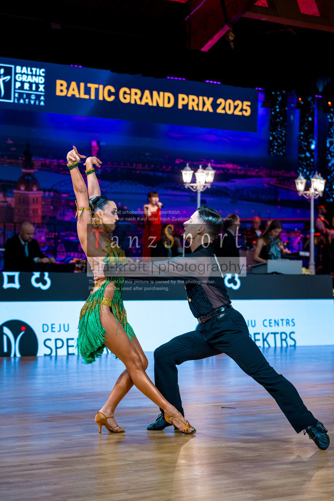 20251213_Baltic-GP_1951-2 | Tanzsportbilder, Standardtanz, Lateintanz, WDSF, DTV, LTVB, dancecomp, goc, hessen tanzt, blaues band der spree, walzer, tango, wiener walzer, slowfox, quickstepp, samba, rumba, cha-cha-cha, paso doble. jive, hd-kroft photography, turniertanzsport