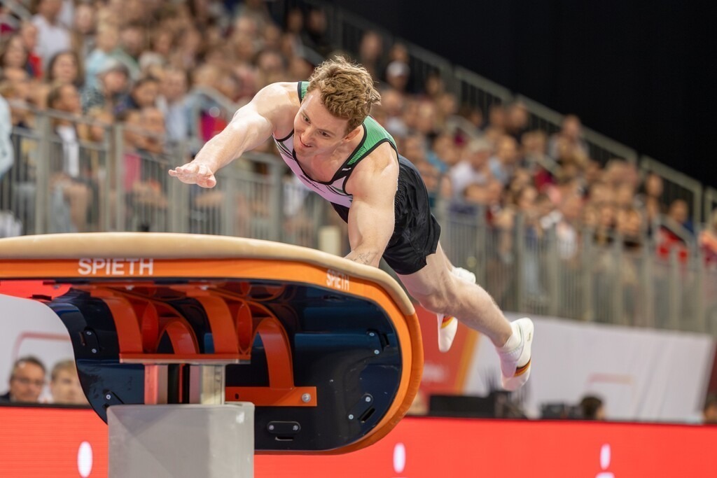 DM Finals 2026; Gerätfinals Männer Sprung | DM Finals 2026; Gerätfinals Männer Sprung***Nils Dunkel bei seiner Übung - Realisiert mit Pictrs.com