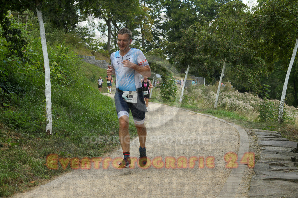 250824_1400_EX1_4591 | Sportfotografie im Rhein-Sieg Kreis, Köln, Bonn, NRW, Rheinland Pfalz, Hessen, etc. Unser Tätigkeitsfeld umfasst den Laufsport vom Volkslauf über den Marathon, Duathlon, Triathon bis zum Ultralauf wie Kölnpfad Ultra oder Schindertrail.