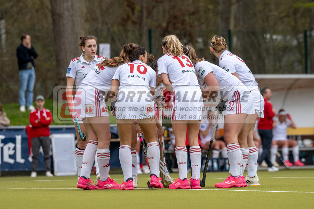 SFE_20260321_0056 | Köln, Deutschland, 21.03.26: Feldhockey 1. Bundesliga Damen zwischen Rot-Weiss Köln - Bremer HC im REWE Sportpark am 21.03.2026 in Köln, Deutschland. (Foto von Stephan Fehrmann)Köln, Germany, 21.03.26: Feldhockey 1. Bundesliga Damen between Rot-Weiss Köln - Bremer HC in REWE Sportpark at 21.03.2026 in Köln, Deutschland. (Foto from Stephan Fehrmann)