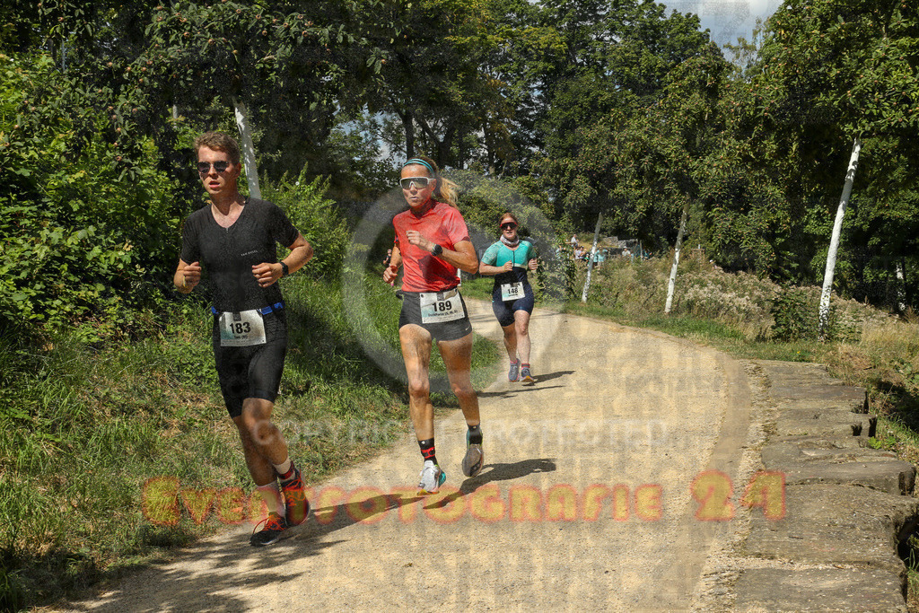 250824_1246_EX1_0470 | Sportfotografie im Rhein-Sieg Kreis, Köln, Bonn, NRW, Rheinland Pfalz, Hessen, etc. Unser Tätigkeitsfeld umfasst den Laufsport vom Volkslauf über den Marathon, Duathlon, Triathon bis zum Ultralauf wie Kölnpfad Ultra oder Schindertrail.