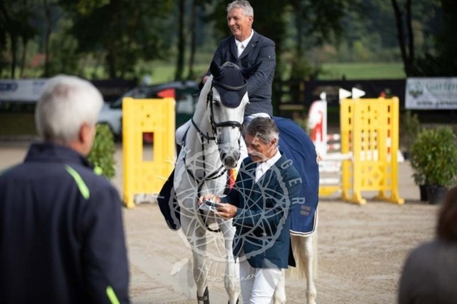 2B4A2180 | pixelfaenger - Realisiert mit Pictrs.com