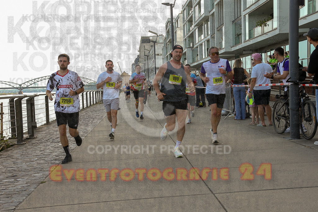 250920_1449_EX1_7717 | Sportfotografie im Rhein-Sieg Kreis, Köln, Bonn, NRW, Rheinland Pfalz, Hessen, etc. Unser Tätigkeitsfeld umfasst den Laufsport vom Volkslauf über den Marathon, Duathlon, Triathon bis zum Ultralauf wie Kölnpfad Ultra oder Schindertrail.