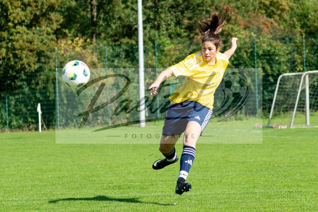 20260906_RULSVK_0657 | Fußball, Frauen:   beim Spiel der Kreisliga zwischen SG Rulle/Haste vs. SV Kettenkamp am 06.09.2026 im Stavermann-Sportpark in Rulle/Wallenhorst, Deutschland.(Foto von Nico Paetzel) - Realisiert mit Pictrs.com
