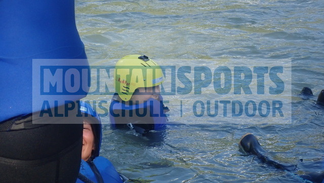 P8120061 | Bestelle die Bilder deines Berg- oder Wasser-Abenteuers mit Mountain Sports bequem von zu Hause aus direkt über unseren Online Fotoshop von pictrs.com. - Realisiert mit Pictrs.com