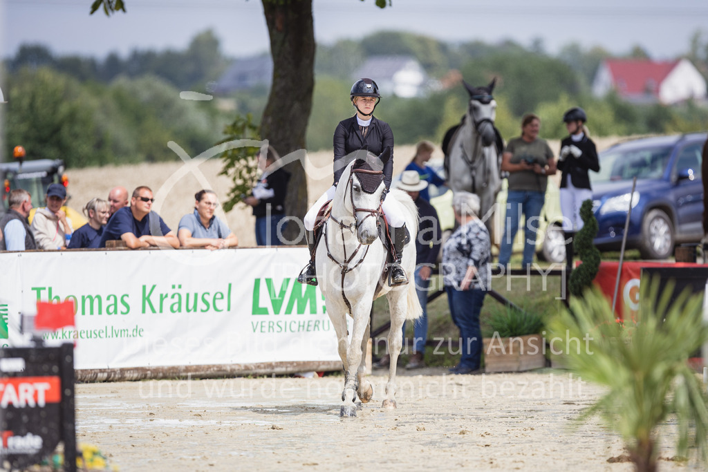 230728_BHO_A1-Stil-1-125 | Deine schönsten Turniermomente als professionelle Fotos! Entdecke hochwertige Pferdesport-Fotografie im Online-Shop. Jetzt Fotos finden & bestellen!