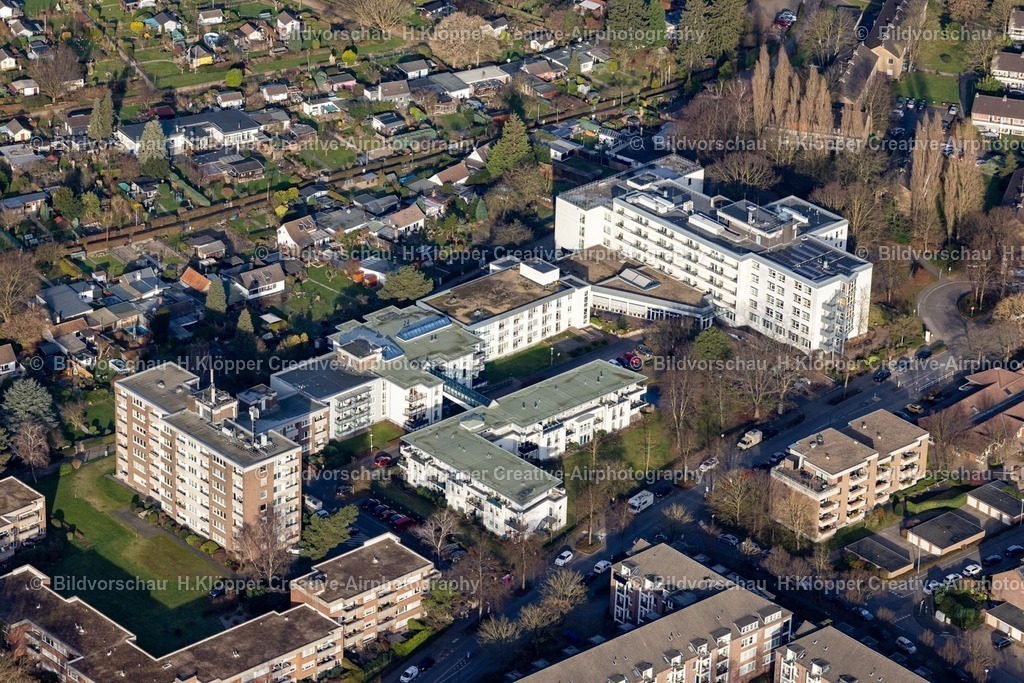 Luftbild Krefeld-8158 | Luftbildfotografie Gebäude des Seniorenzentrums " Senioren-Zentrum Krefeld Wilmendyk " an der Straße Wilmendyk, Leykesdyk in Krefeld im Ruhrgebiet im Bundesland Nordrhein-Westfalen, Deutschland - Realisiert mit Pictrs.com