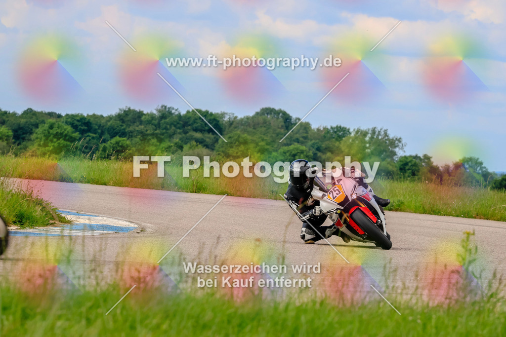 MotoTeam-1199 | Hier findet Ihr Bilder von Touristenfahrten auf der Nürburgring Nordschleife oder von anderen Veranstaltungen die ich besucht habe. Viel Spass beim Durch Schauen 