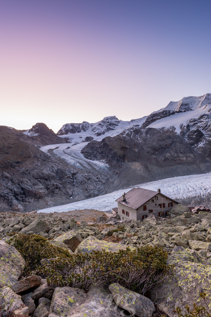 what a scenic view | Boval Hut of the Swiss Alpine Club SAC in Val Morteratsch, Engadin, When the hut was built it was standing right next to the Moreratsch Glacier. Nowadays is standing high above. - Realisiert mit Pictrs.com