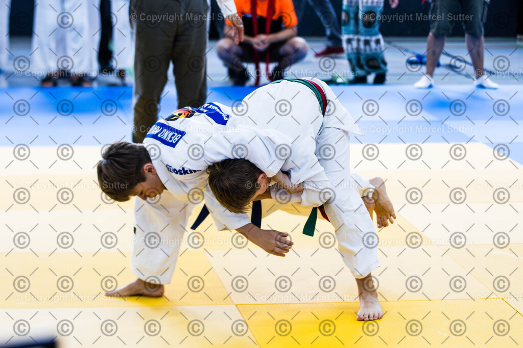250921-120111-_G2A8918-MarcelSutter | Finde und bestelle deine Sport- und Eventfotos in höchster Qualität. Professionelle Aufnahmen von Wettkämpfen, Veranstaltungen und Outdoor-Events – schnell und einfach online bestellen. - Realisiert mit Pictrs.com