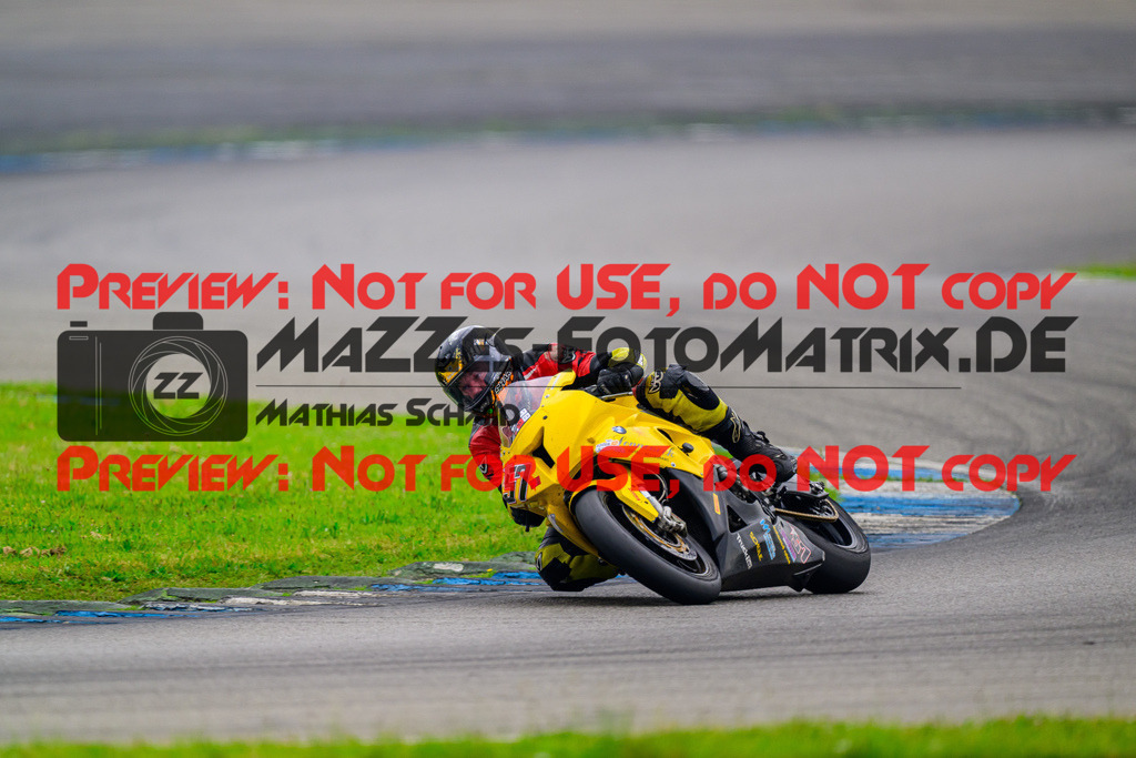 MaZZes_FotoMatrix_240521_6007705_3065 | WEISS