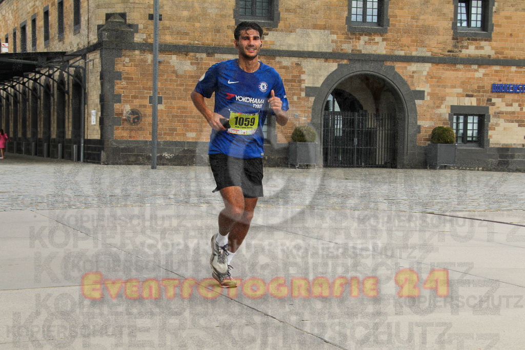 250920_1321_EV4_5297 | Sportfotografie im Rhein-Sieg Kreis, Köln, Bonn, NRW, Rheinland Pfalz, Hessen, etc. Unser Tätigkeitsfeld umfasst den Laufsport vom Volkslauf über den Marathon, Duathlon, Triathon bis zum Ultralauf wie Kölnpfad Ultra oder Schindertrail.