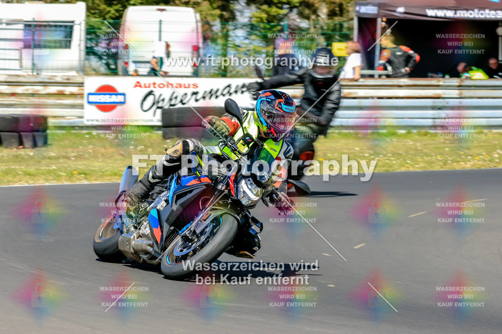 _OTO2298 | Hier findet Ihr Bilder von Touristenfahrten auf der Nürburgring Nordschleife oder von anderen Veranstaltungen die ich besucht habe. Viel Spass beim Durch Schauen 