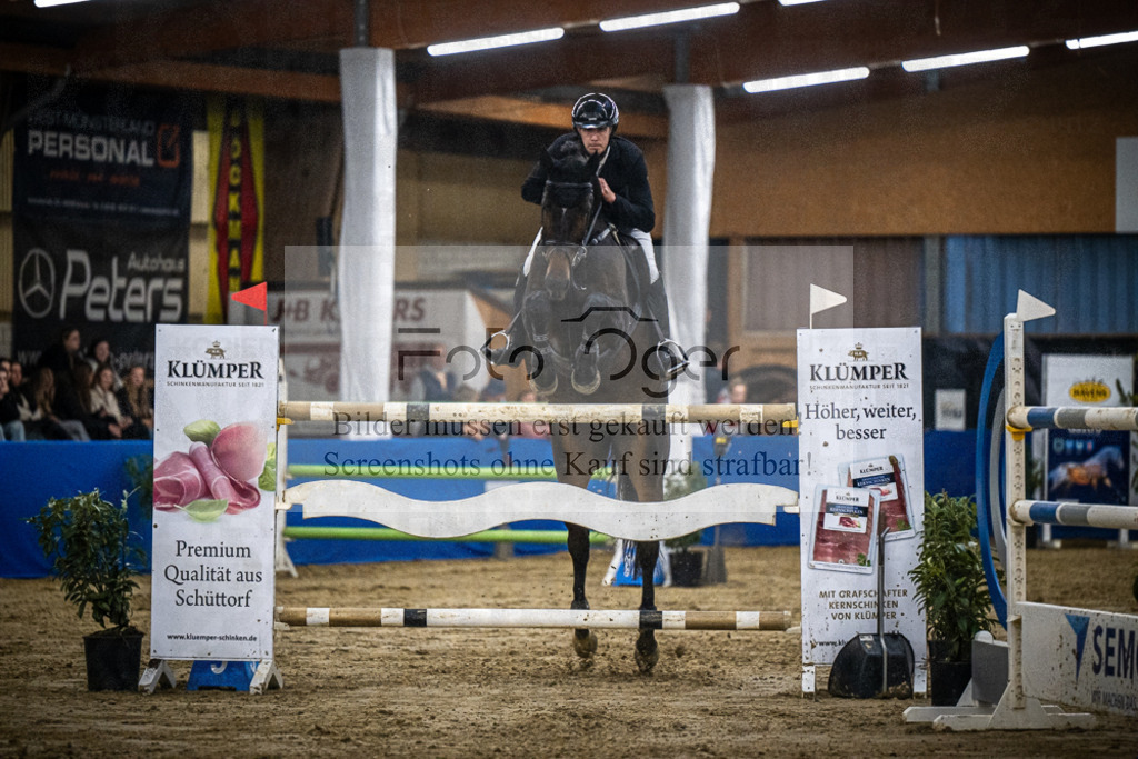 DOS_1691 | Entdecke hochwertige Reitturnierfotos von Foto Oger. Professionell, emotional und authentisch – jetzt Lieblingsmomente im Shop bestellen.Deutschlandweite Turnierfotografie. - Realisiert mit Pictrs.com