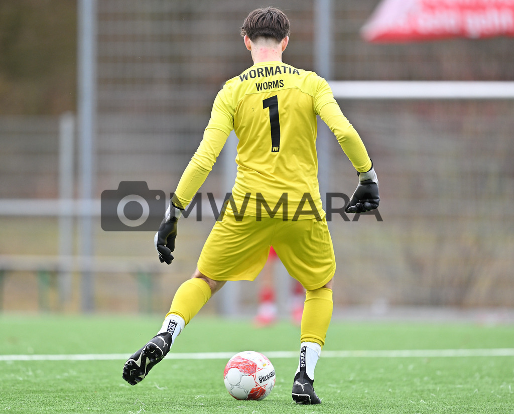 Fussball I Herren I Saison 2025-2026 I Bundesliga I 6. Spieltag I Eintracht Frankfurt - FC Bayern München  | MWMARA - Realisiert mit Pictrs.com