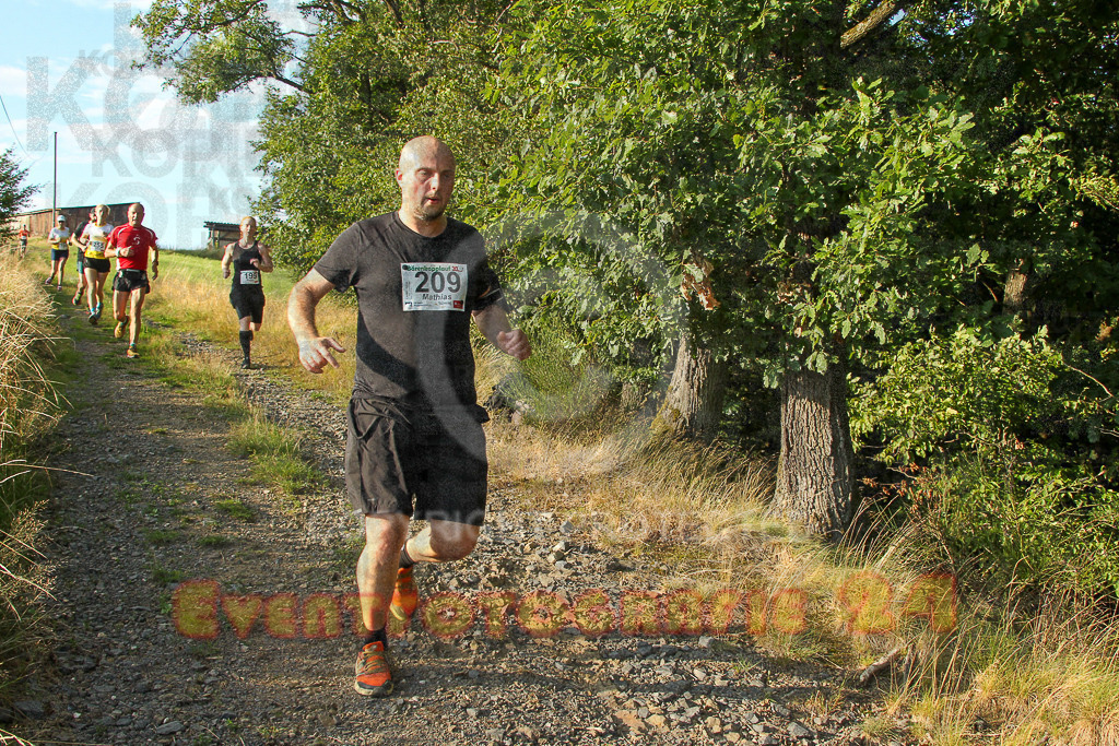 250801_1917_EV4_8458 | Sportfotografie im Rhein-Sieg Kreis, Köln, Bonn, NRW, Rheinland Pfalz, Hessen, etc. Unser Tätigkeitsfeld umfasst den Laufsport vom Volkslauf über den Marathon, Duathlon, Triathon bis zum Ultralauf wie Kölnpfad Ultra oder Schindertrail.
