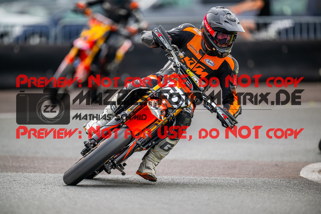 MaZZes_FotoMatrix_240621_6007705_0423 | ROT