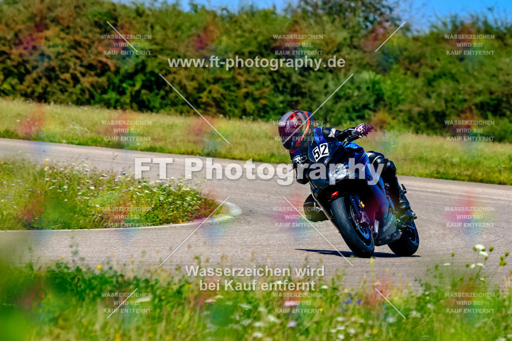 052-3154 | Hier findet Ihr Bilder von Touristenfahrten auf der Nürburgring Nordschleife oder von anderen Veranstaltungen die ich besucht habe. Viel Spass beim Durch Schauen 