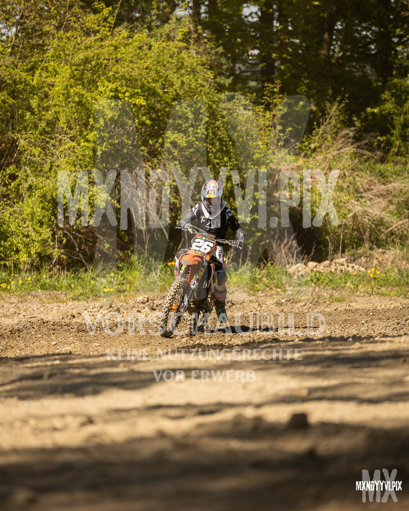 866A4824 | mxndyyvipix