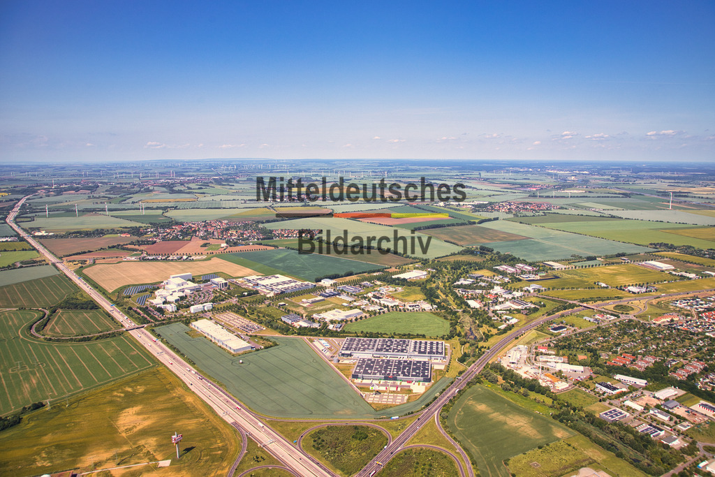 37_Barleben_IMG_Harz_grün_4204 | Die schönsten Luftbilder von Sachen-Anhalt & Mitteldeutschland als Bilddatenbank zur kommerziellen Nutzung. Nutzen Sie unsere Erfahrung seit 2005 in der Luftbildfotografie. - Realisiert mit Pictrs.com