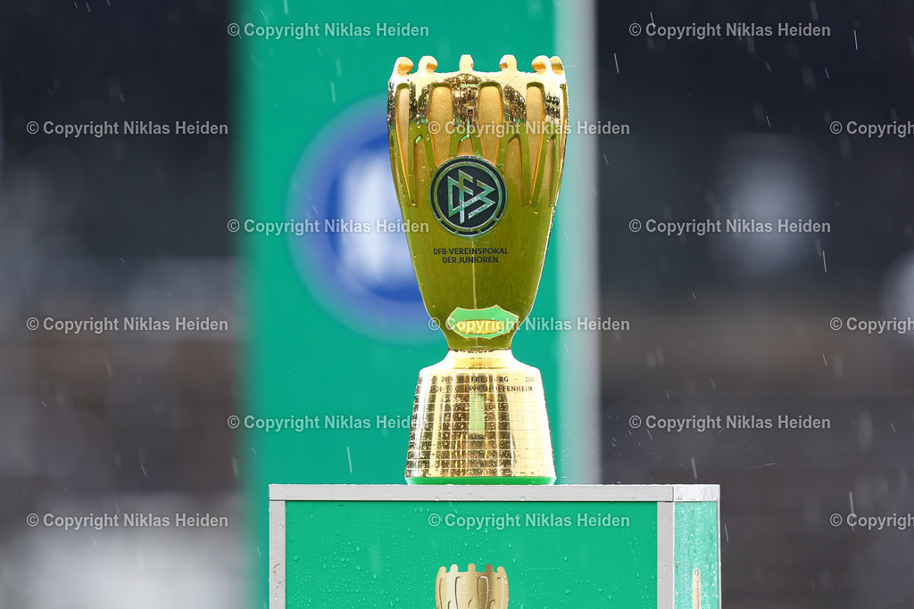 NH_SVWerderBremenU19_KarlsruherSCU19_JuniorenDFBPokal_23052025 | Der Junioren DFB-Pokal.Fußball I Junioren I DFB-Pokal I Saison 2024-2025 I Finale I SV Werder Bremen U19 - Karlsruher SC U19 I 23.05.2025 I Karl-Liebknecht-Stadion