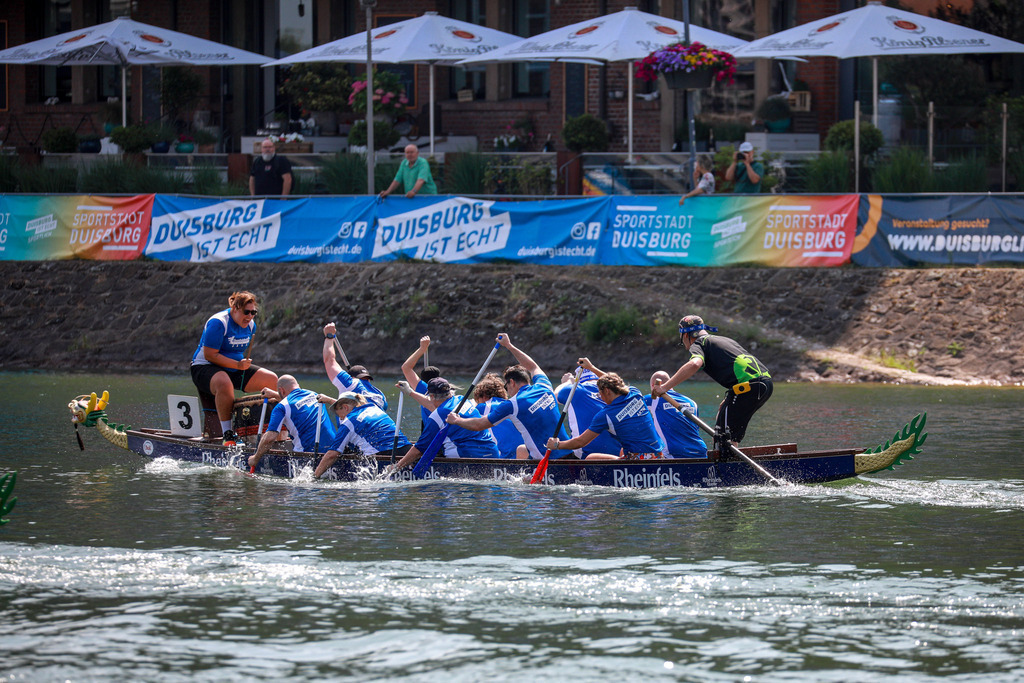 Drachenboot-Regatta_Duisburg140625_47 | Bildergalerie von Sport-Ereignissen aber auch von weiteren spannenden Dingen - nicht nur vom Niederrhein. In Anlehnung an den bekannten Spruch von Hanns Dieter Hüsch heißt das Motto: "Niederrhein ist überall".  - Realisiert mit Pictrs.com