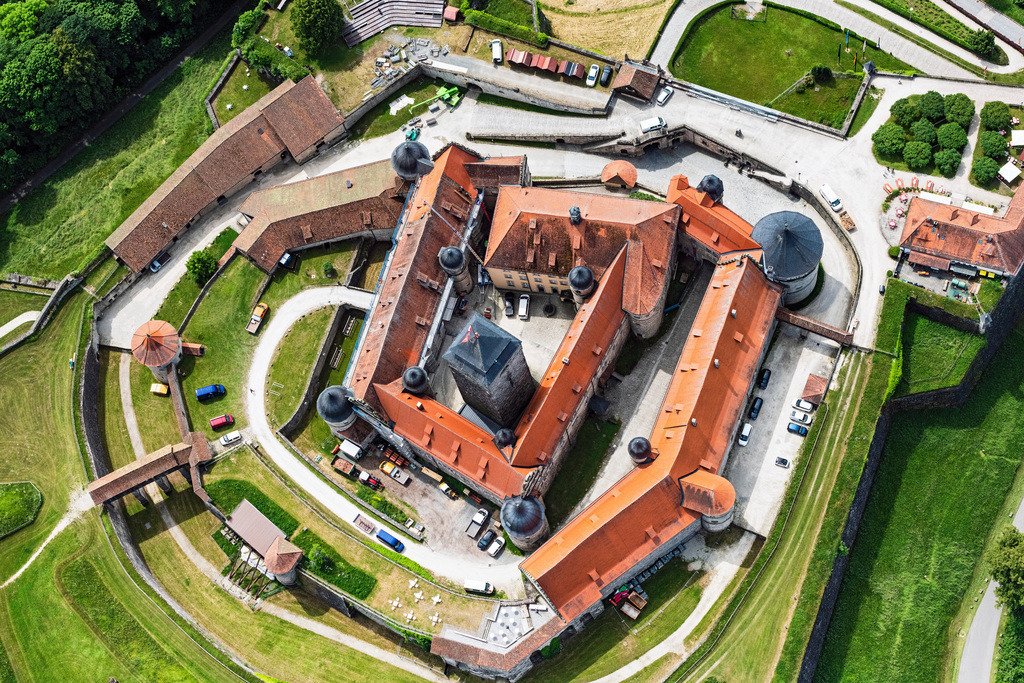 dr__0065570.jpg | KRONACH 15.06.2021 Burganlage der Veste " Festung Rosenberg Kronach " in Kronach im Bundesland Bayern, Deutschland. // Castle of the fortress " Festung Rosenberg Kronach " in Kronach in the state Bavaria, Germany. Foto: Daniel Reiter