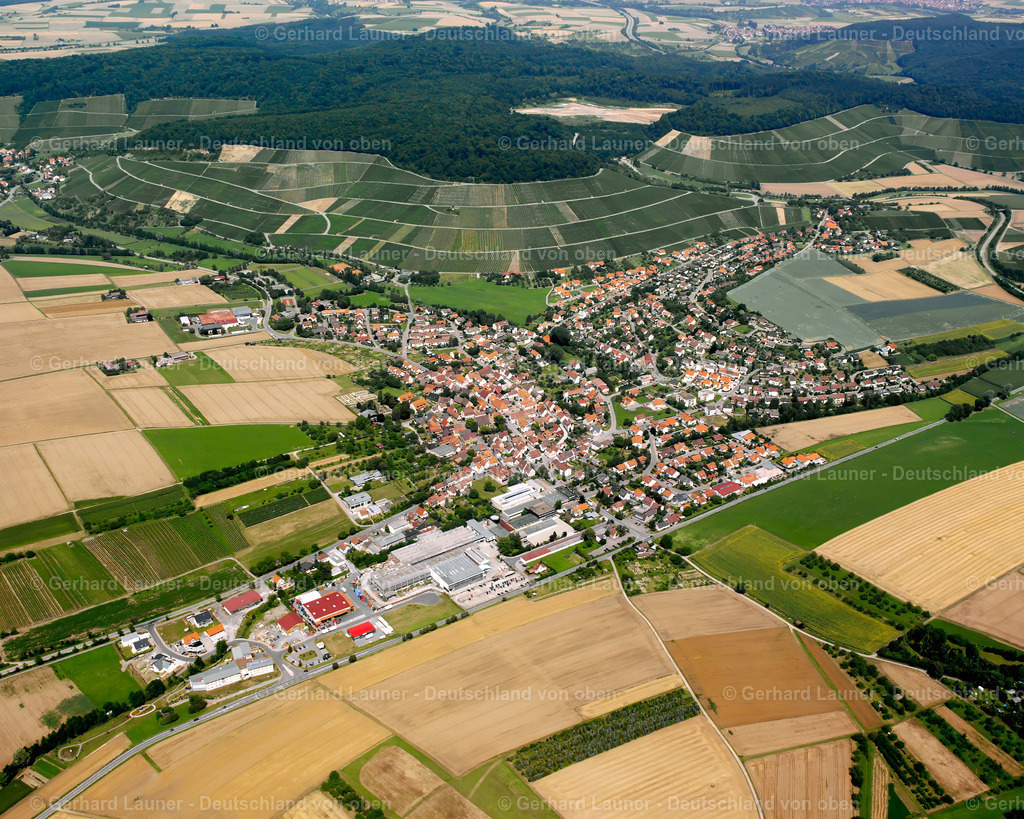 2500987 | Weinberge bei Eberstadt