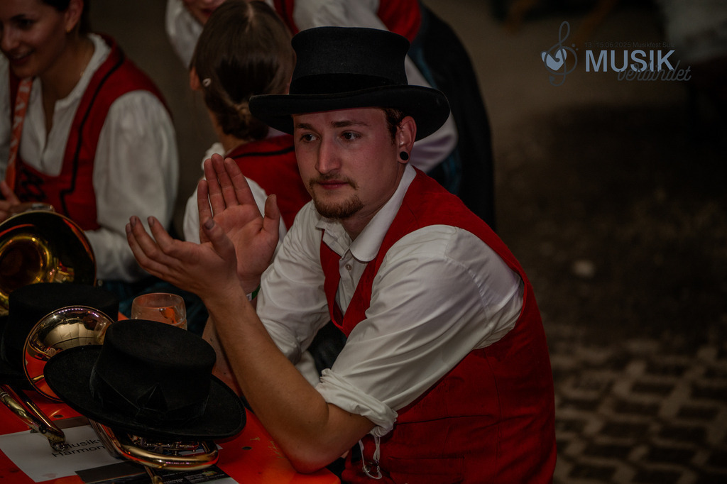 DSC_4366 | "Fussifoto.com – Ihr Ansprechpartner für hochwertige Fotografie! Entdecken Sie kreative Bilder und professionelle Dienstleistungen. Kontaktieren Sie uns für Ihre Projekte!"