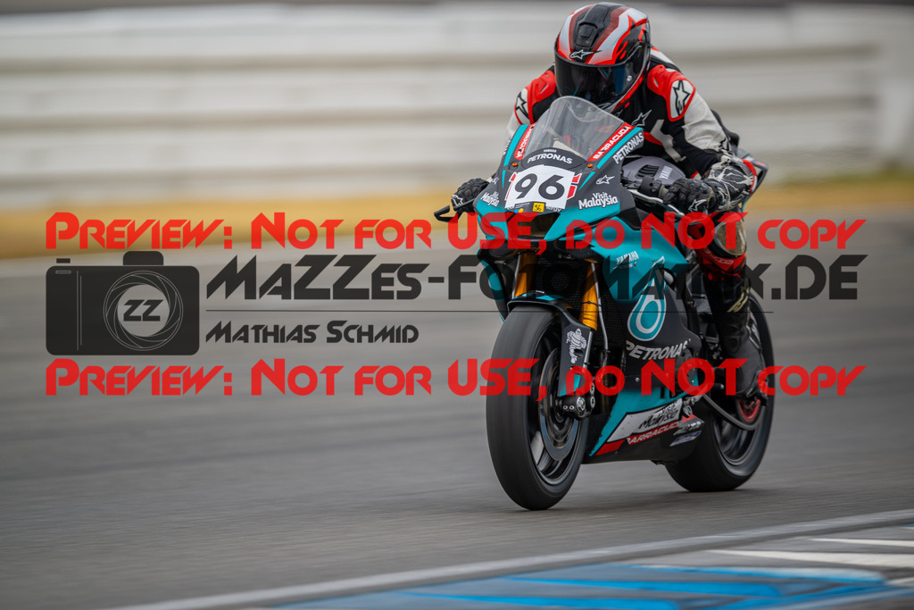 MaZZes-Fotomatrix-20260809-574529 | R1