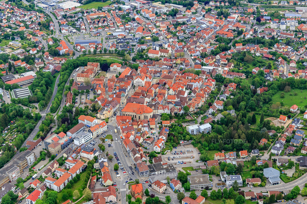 Luftbild: Altstadt in Hechingen im Bundesland Baden-Württemberg in Deutschland. Foto: IMG_114692.jpg vom 31.05.2019 durch Werner Riehm/FLY-FOTO.de