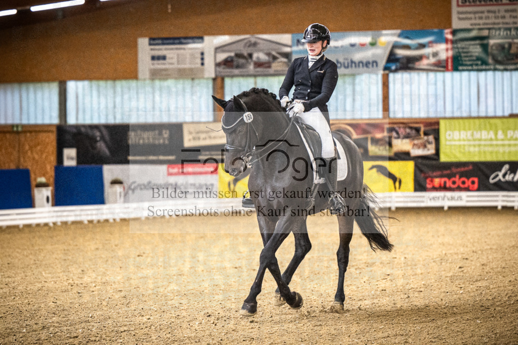 DOS_2499 | Entdecke hochwertige Reitturnierfotos von Foto Oger. Professionell, emotional und authentisch – jetzt Lieblingsmomente im Shop bestellen.Deutschlandweite Turnierfotografie. - Realisiert mit Pictrs.com